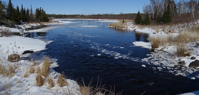 Flowing water at Reed Falls