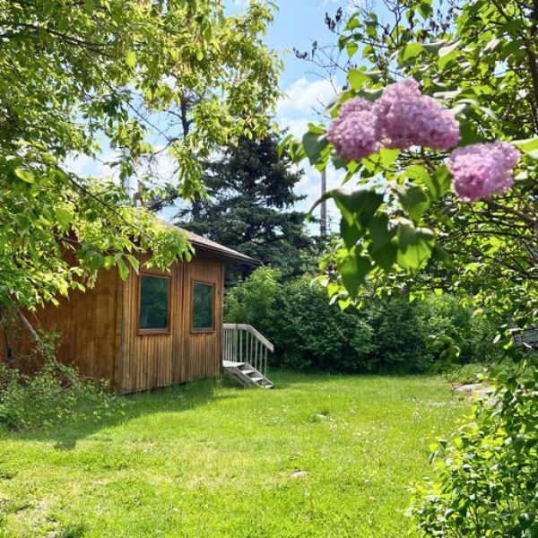 Exterior of one of the Luxury cottages at Inverness Falls Resort, a great option for romantic getaways